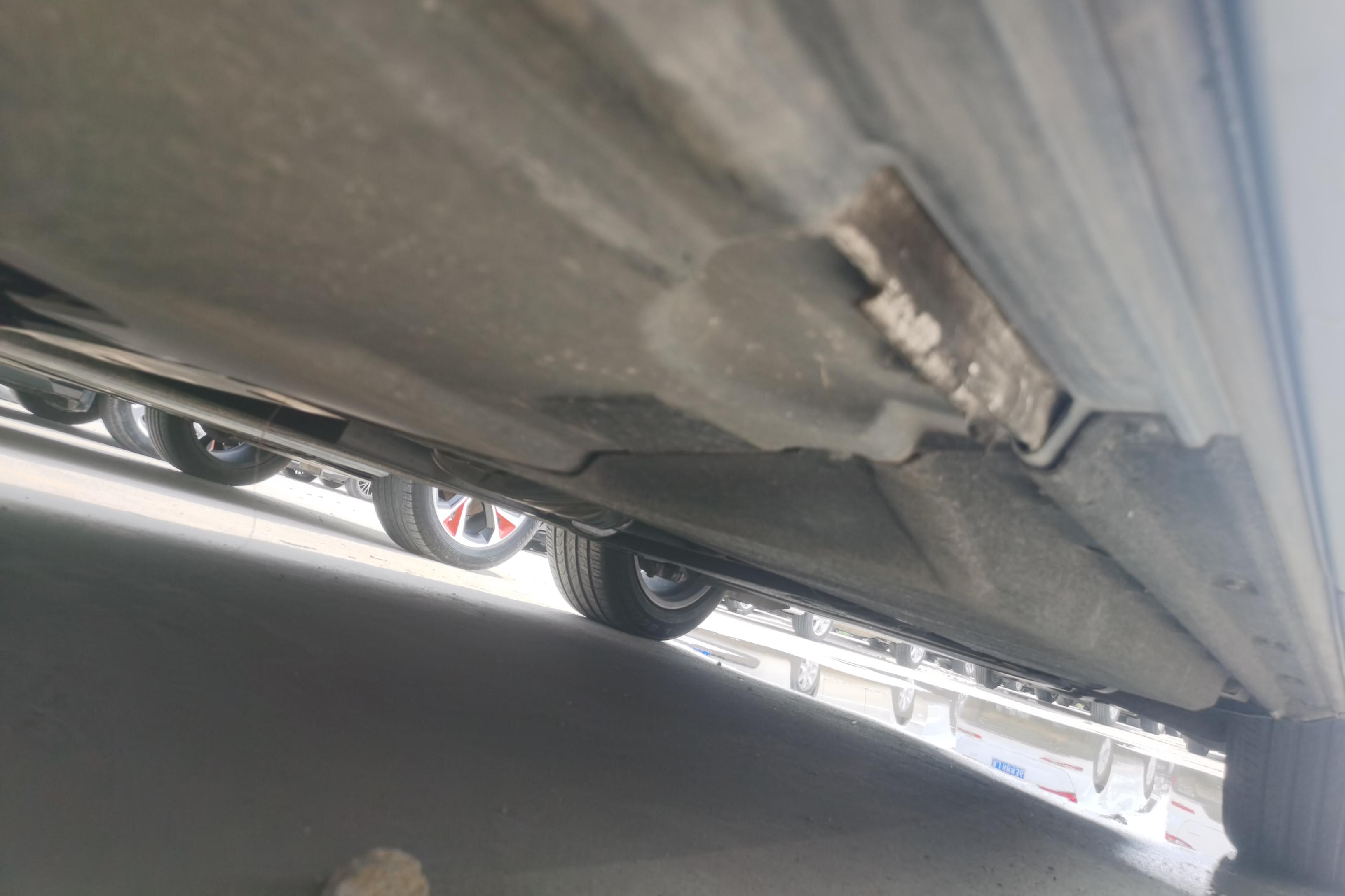 奥迪Q5L 45TFSI 2022款 2.0T 自动 改款豪华动感型 (国Ⅵ) 