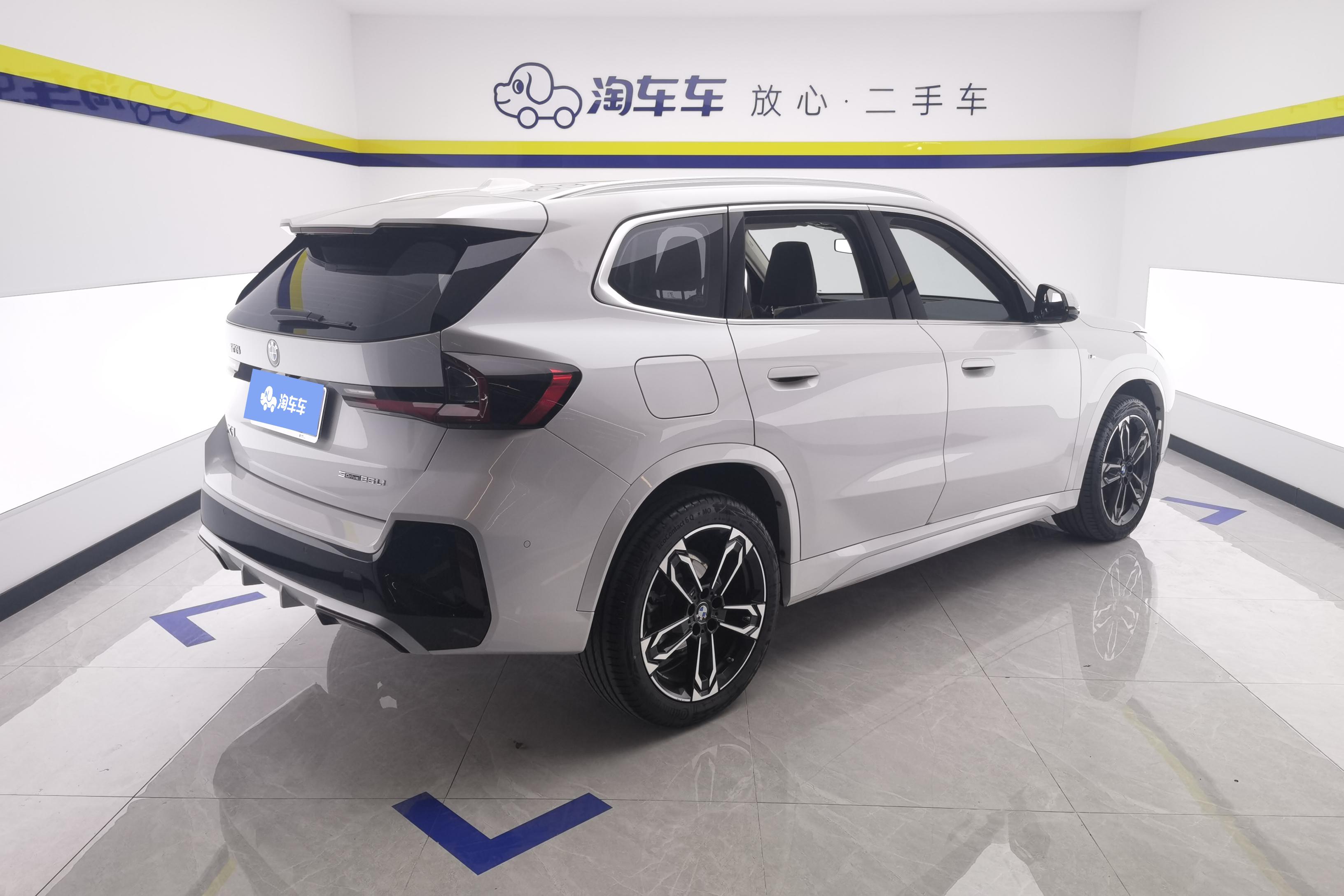 宝马X1 sDrive25Li 2024款 2.0T 自动 前驱 汽油 M运动套装 (国Ⅵ) 