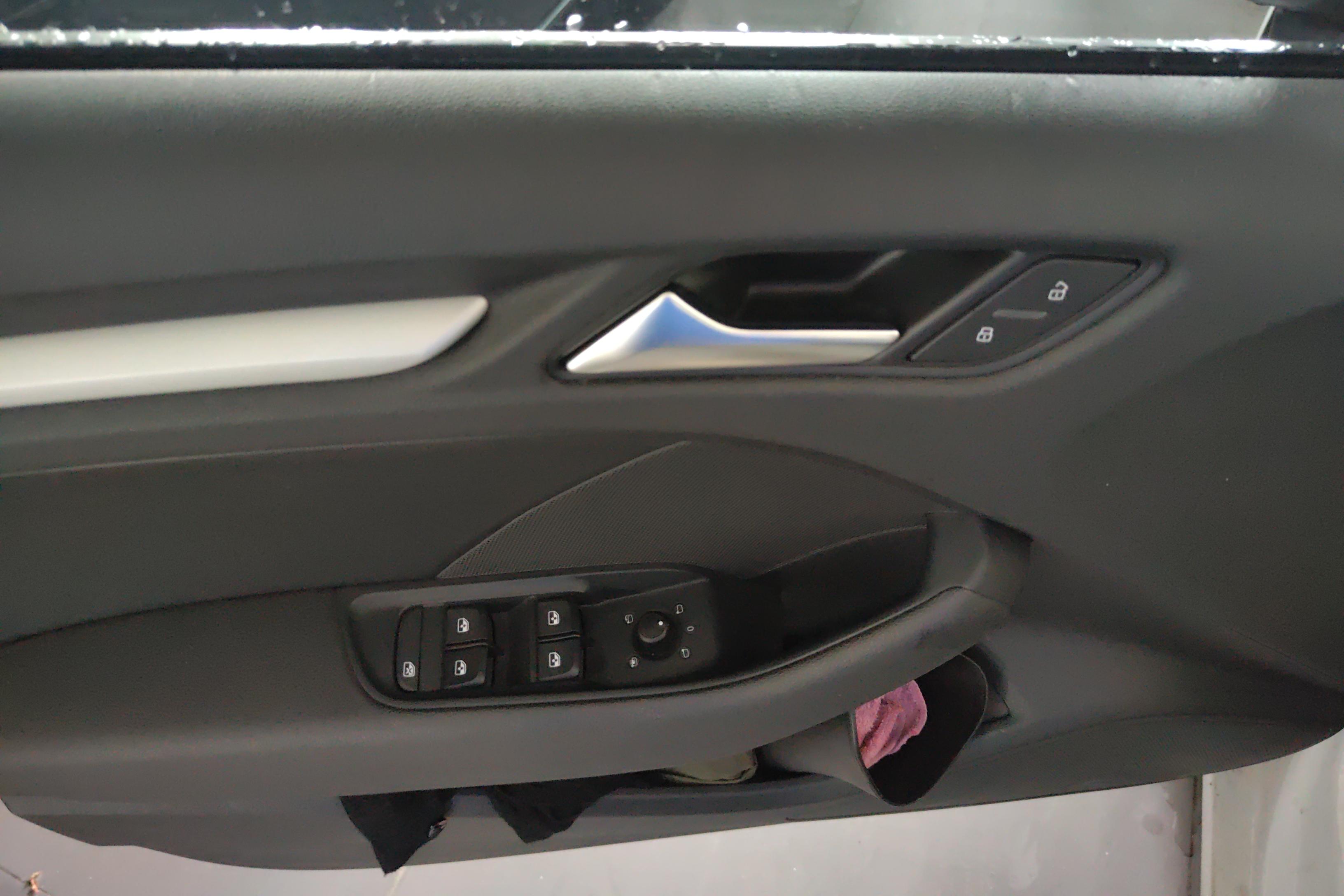 奥迪A3 35TFSI 2020款 1.4T 自动 汽油 进取型Sportback (国Ⅵ) 