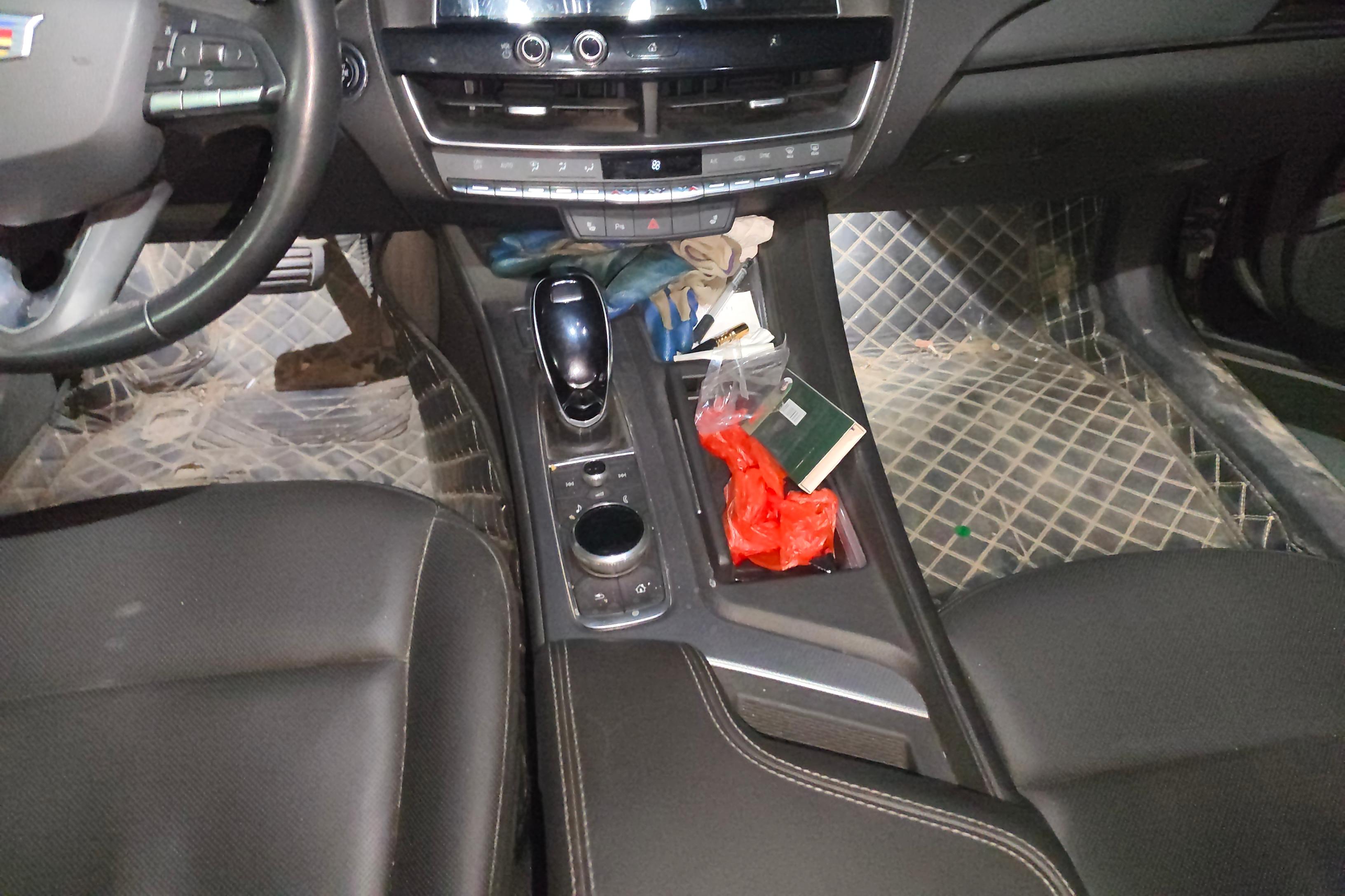 凯迪拉克CT5 2021款 2.0T 自动 28T豪华型 (国Ⅵ) 