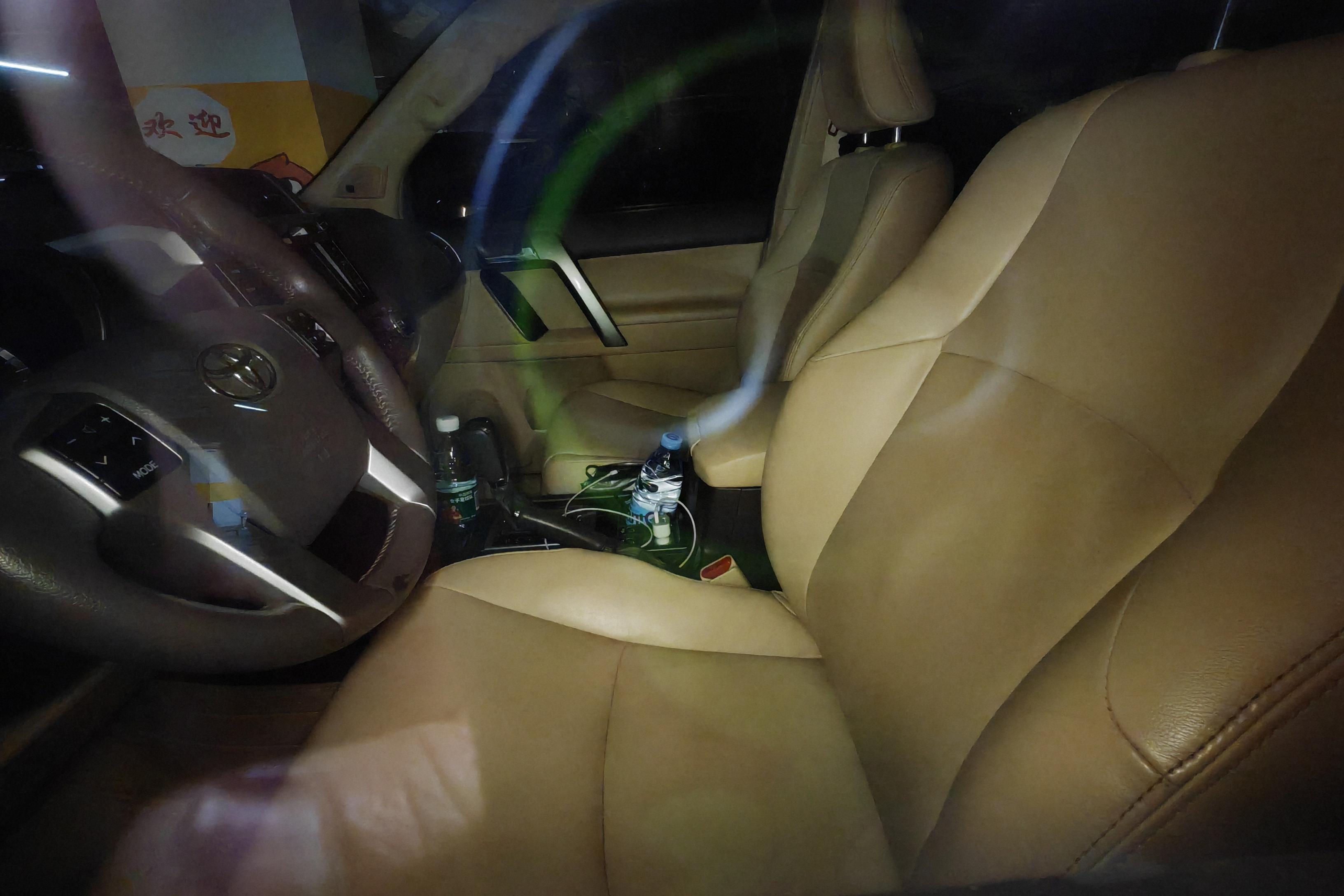 丰田普拉多 2016款 3.5L 自动 四驱 TX-L NAVI (国Ⅴ) 