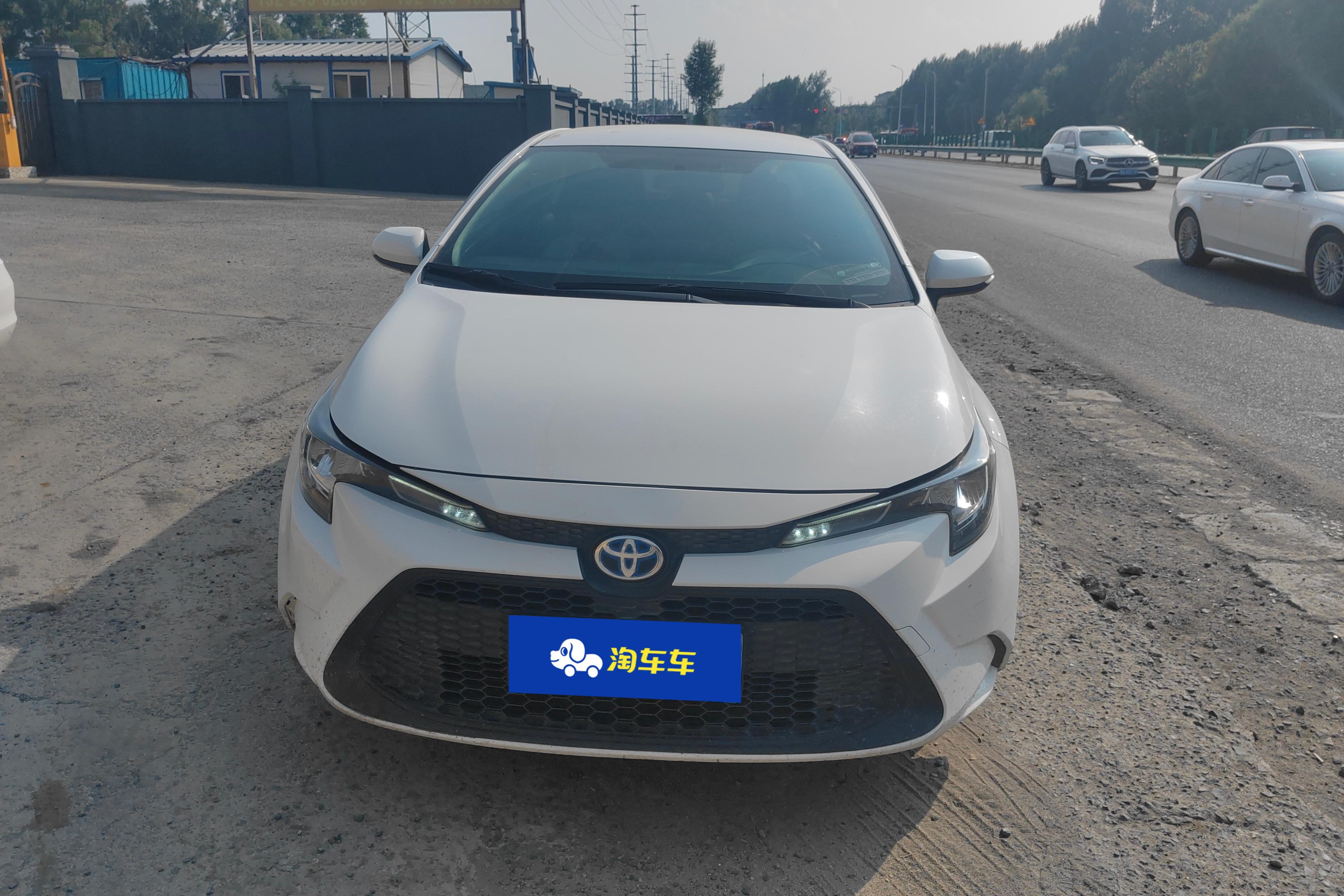 丰田雷凌 双擎 2022款 1.8L 自动 豪华版 (国Ⅵ) 