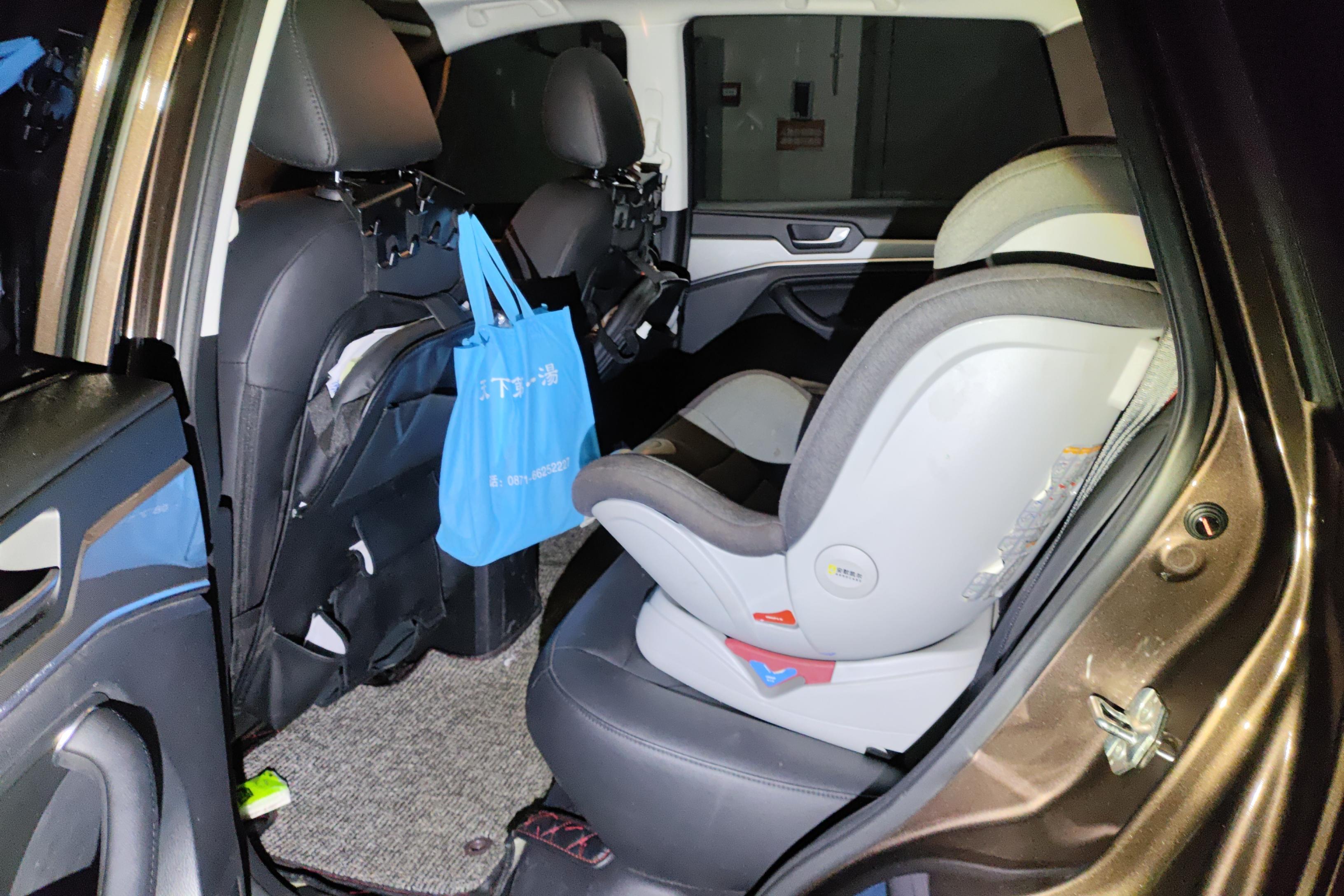 哈弗哈弗H6 运动版 2019款 1.5T 手动 前驱 精英型U型格栅 (国Ⅵ) 