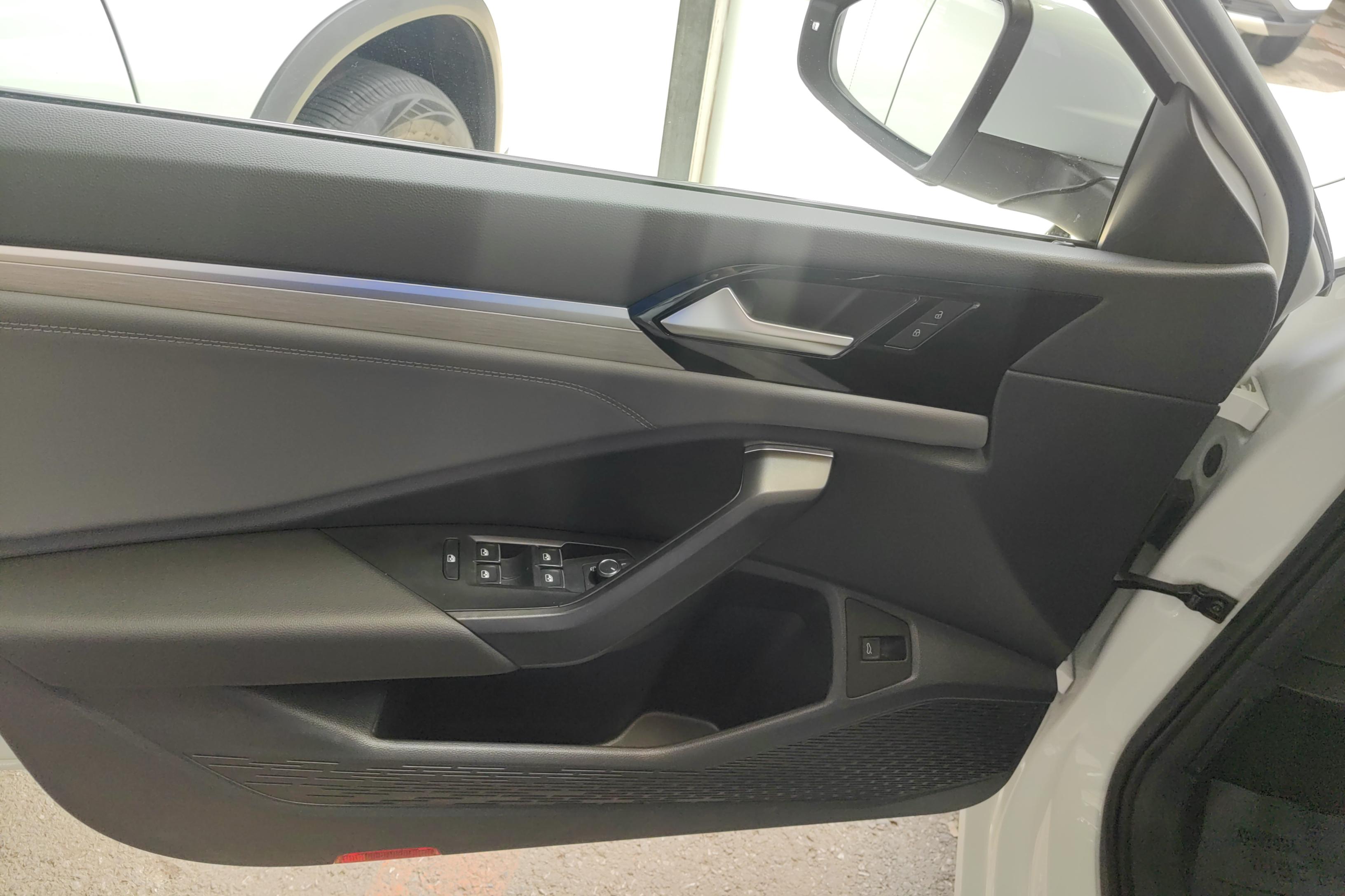 大众速腾 2021款 1.4T 自动 280TSI超越版 (国Ⅵ) 