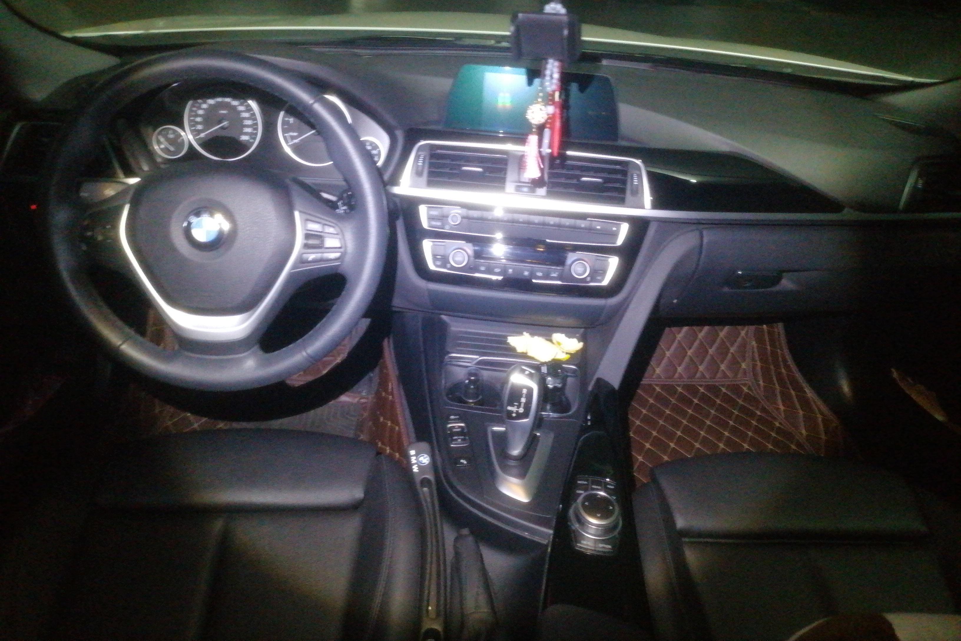 宝马3系GT 320i [进口] 2019款 2.0T 自动 汽油 时尚型 