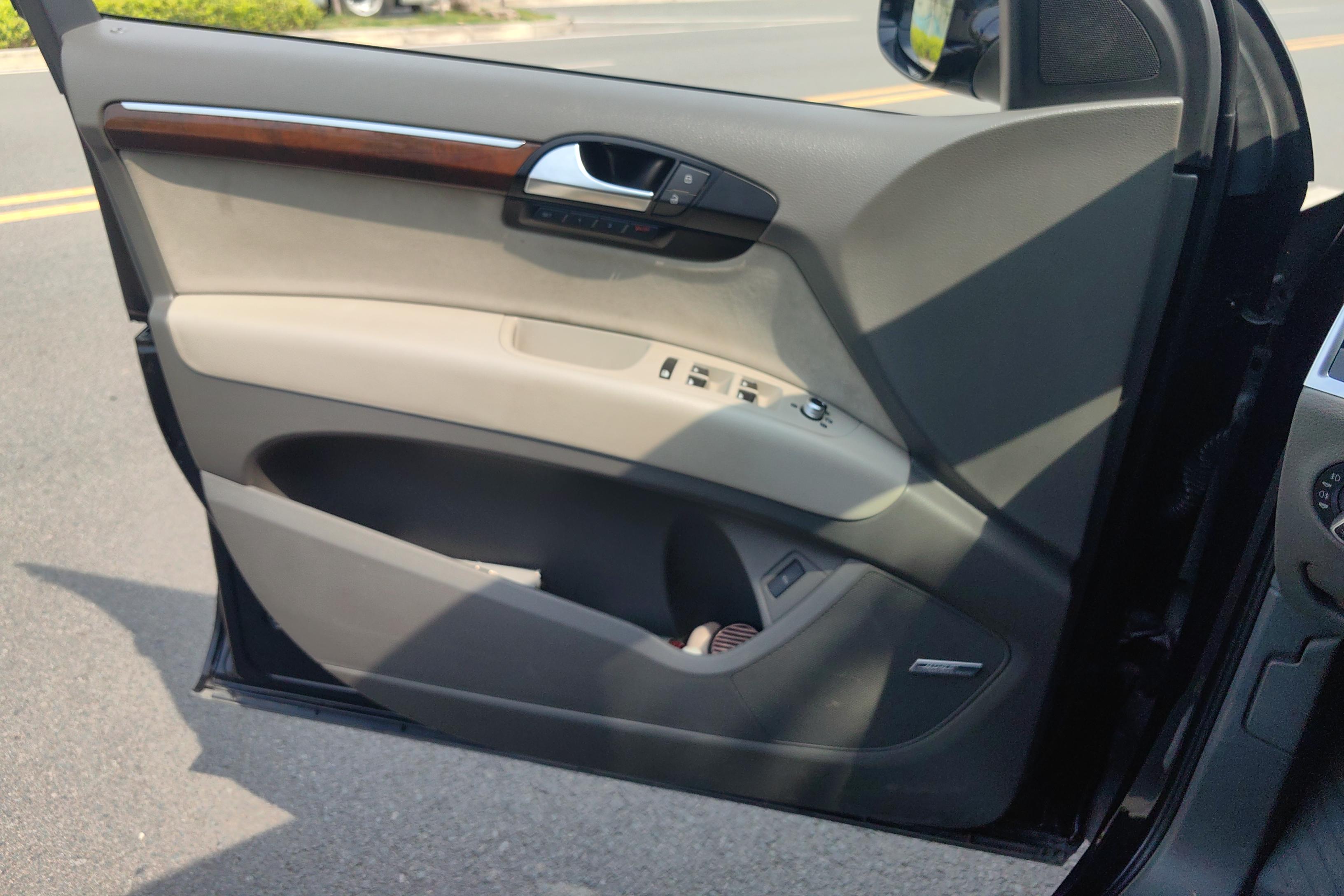 奥迪Q7 [进口] 2011款 3.0T 自动 技术型 