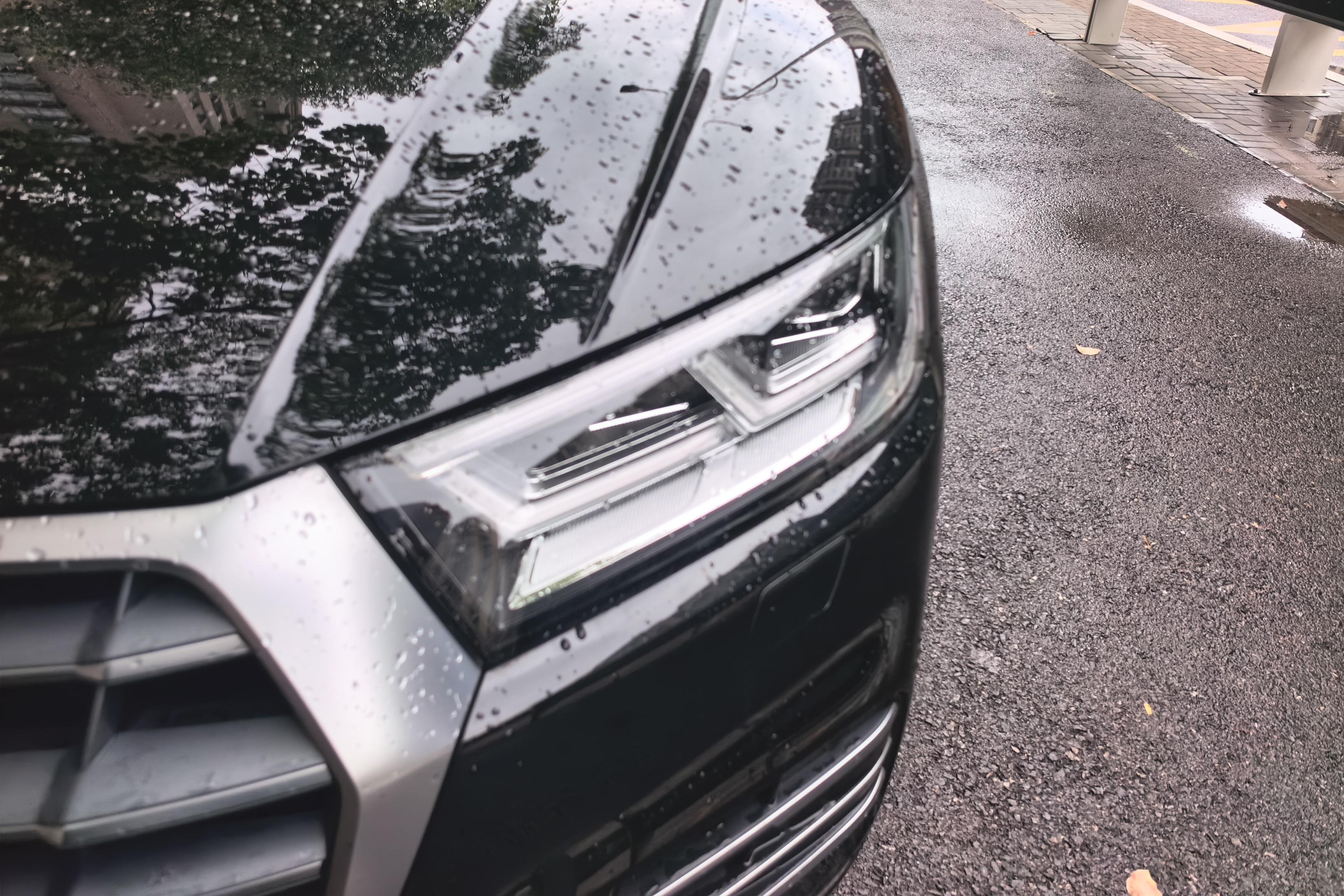 奥迪Q5L 40TFSI 2020款 2.0T 自动 荣享时尚型 (国Ⅵ) 