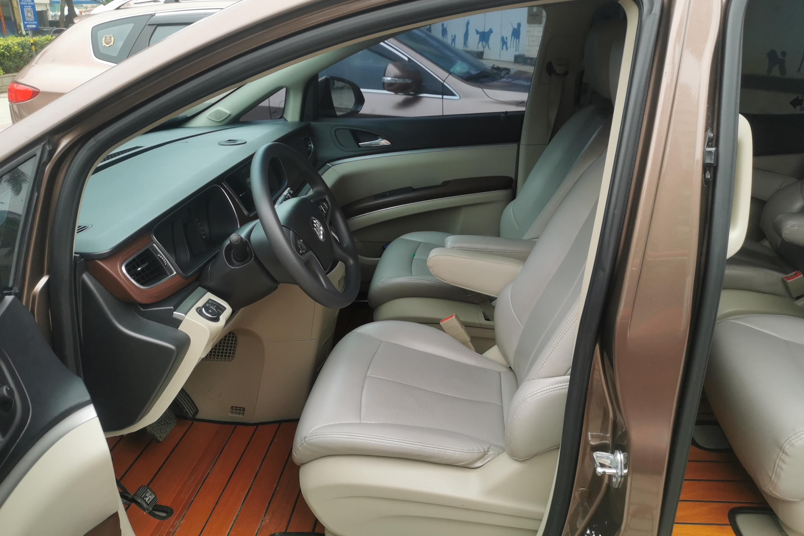 别克GL8 2018款 2.0T 自动 7座 28T舒适型 (国Ⅵ) 