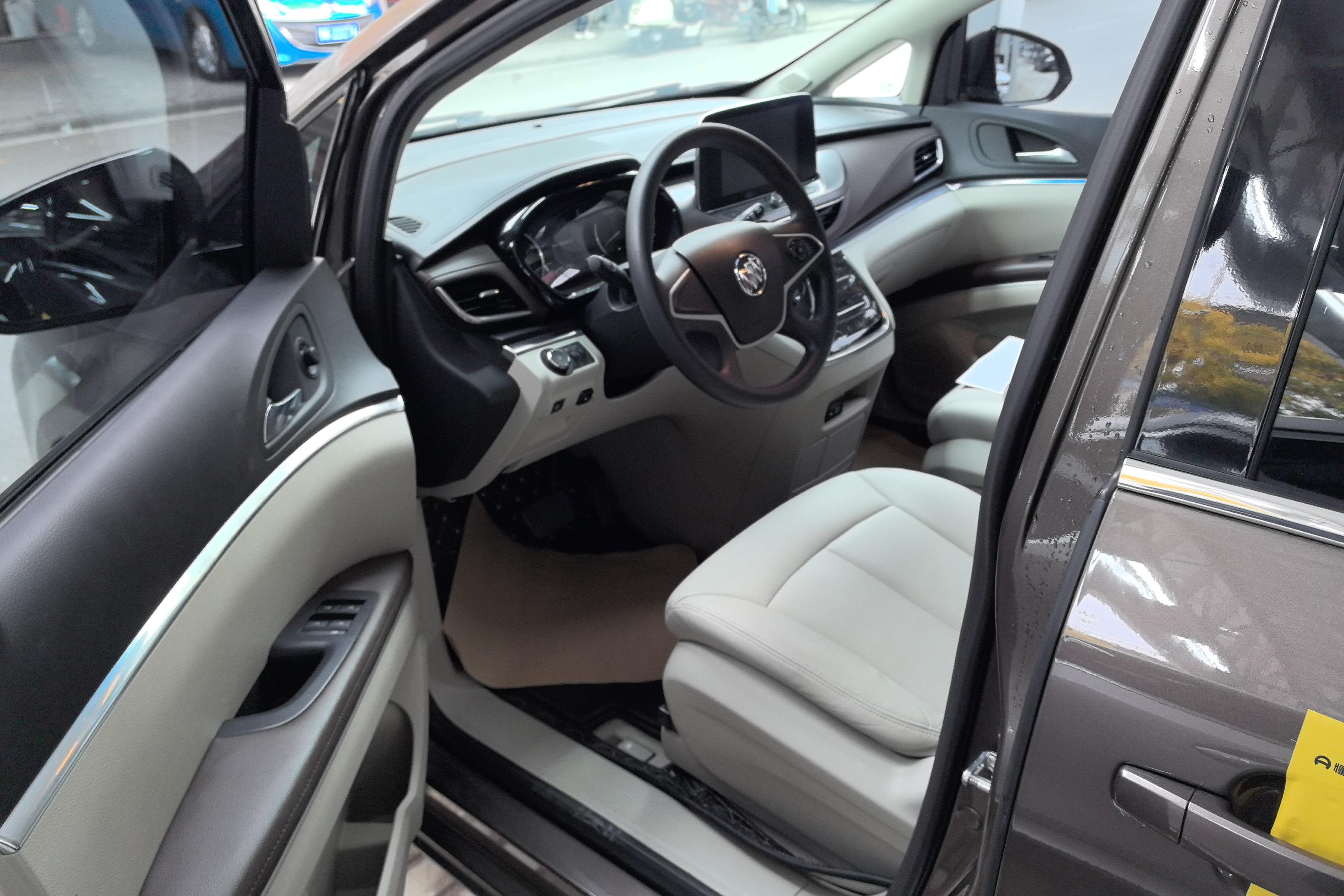别克GL8 2021款 2.0T 自动 7座 652T舒适型 (国Ⅵ) 