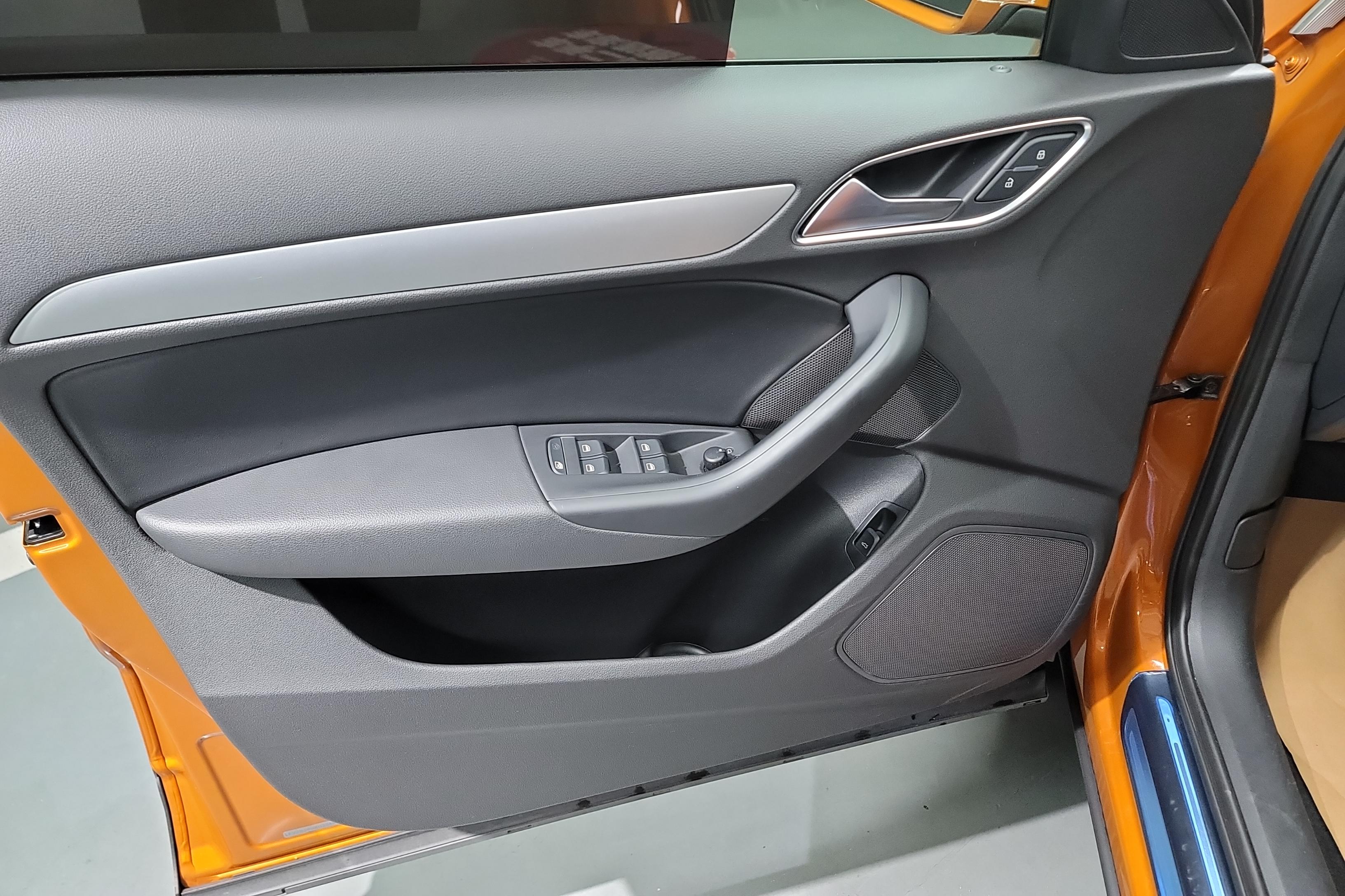 奥迪Q3 30TFSI 2017款 1.4T 自动 前驱 时尚型 (国Ⅴ) 