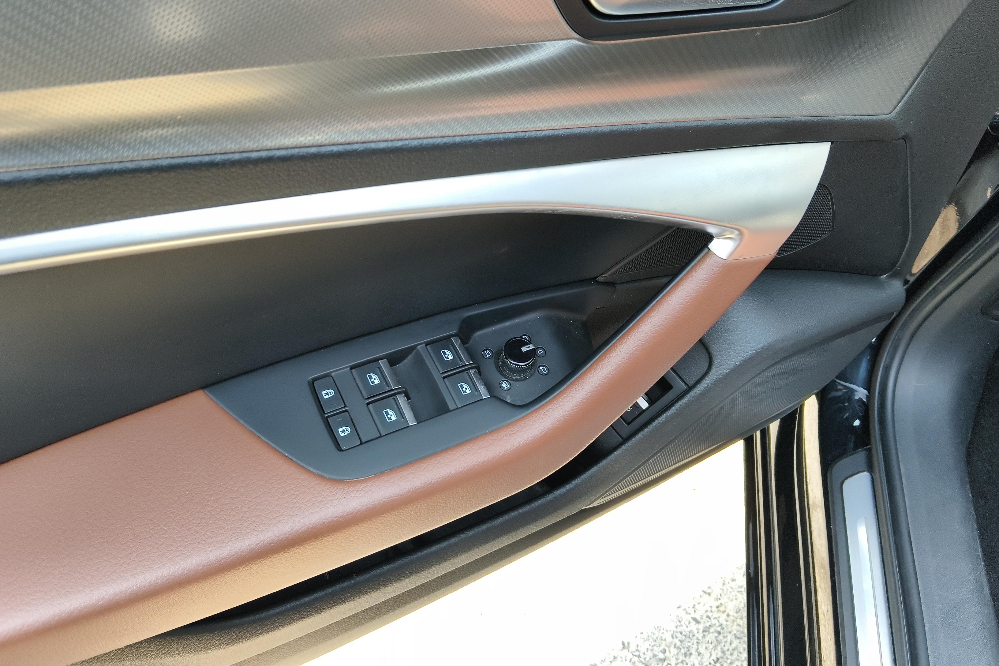 奥迪A6L 45TFSI 2022款 2.0T 自动 臻选致雅型 (国Ⅵ) 