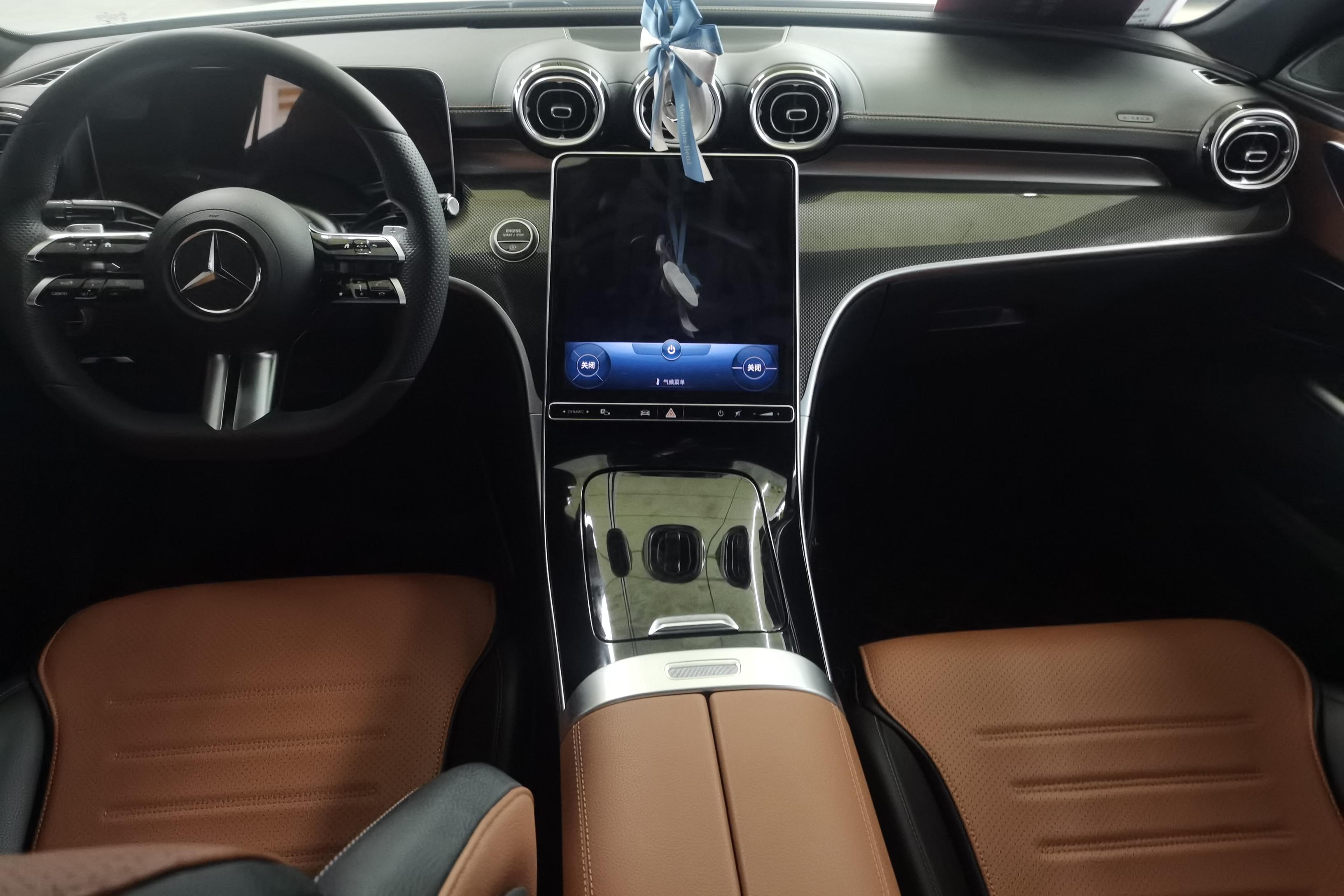 奔驰C级 C260L 2022款 1.5T 自动 改款运动版 (国Ⅵ) 
