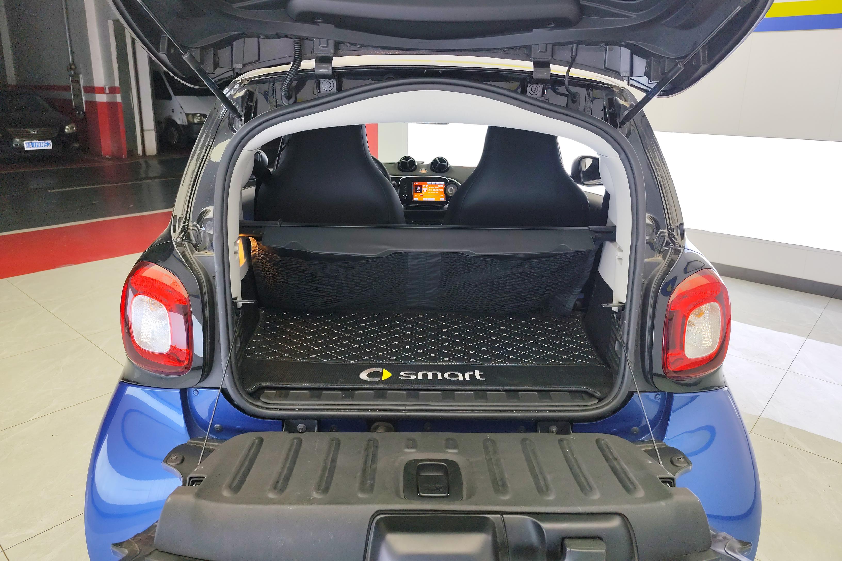 SmartForTwo [进口] 2018款 0.9T 自动 汽油 先锋版 