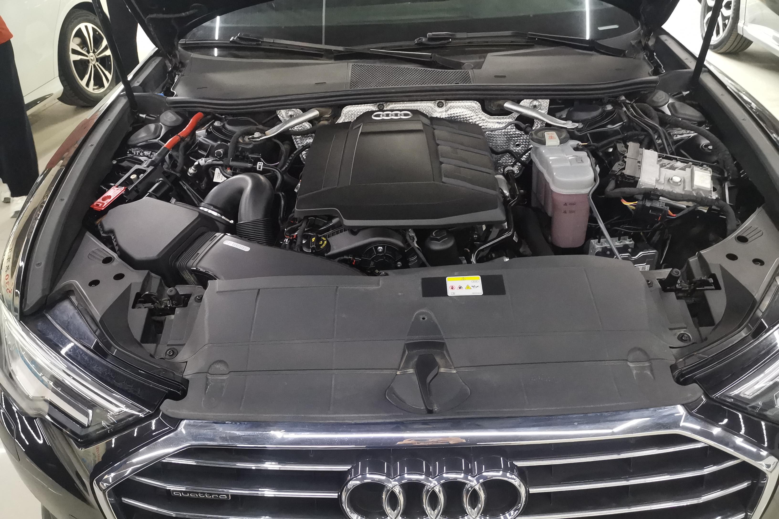 奥迪A6L 45TFSI 2022款 2.0T 自动 尊享致雅型 (国Ⅵ) 