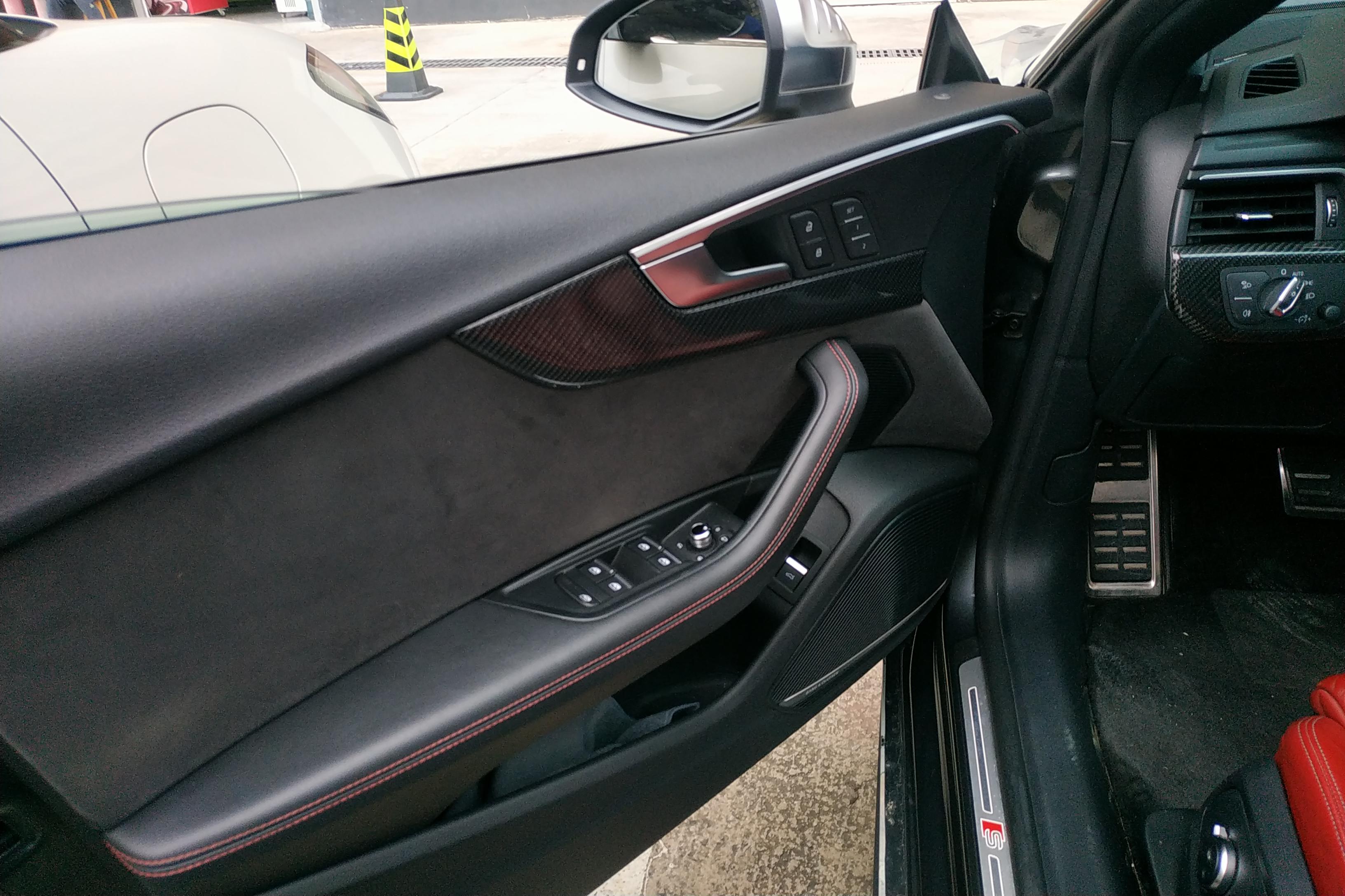 奥迪S5掀背 [进口] 2017款 3.0T 自动 