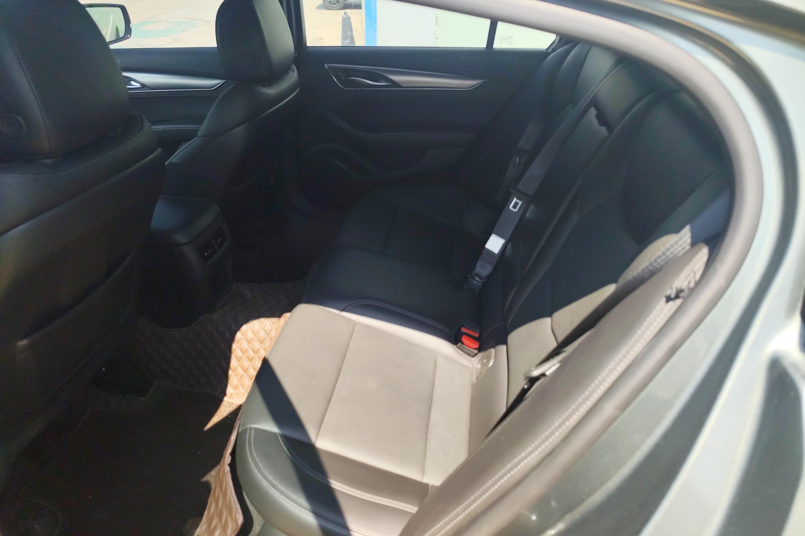 凯迪拉克CT5 2022款 2.0T 自动 28T豪华型 (国Ⅵ) 