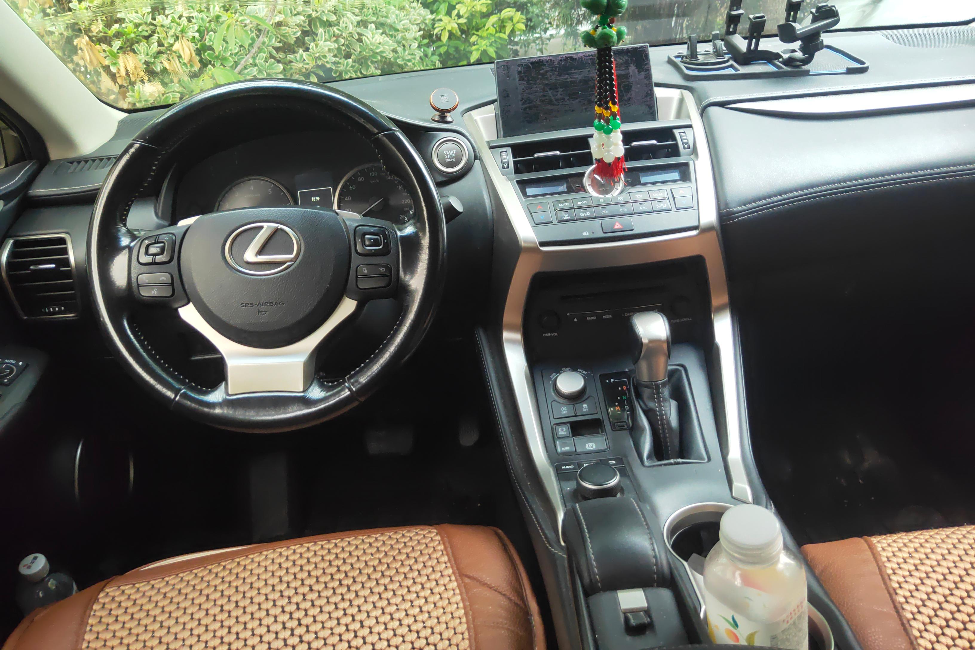 雷克萨斯NX 200 [进口] 2015款 2.0L 自动 锋行版 