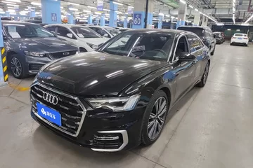 2023款 改款 40 TFSI 豪华动感型
